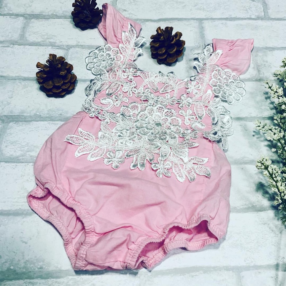 Pink baby girl romper, size 3-6 months.